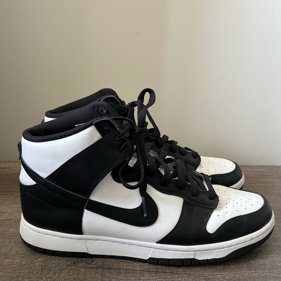 NIKE Black & White Dunk Hi Retro Sneakers (Size 12) - Picture 12 of 12
